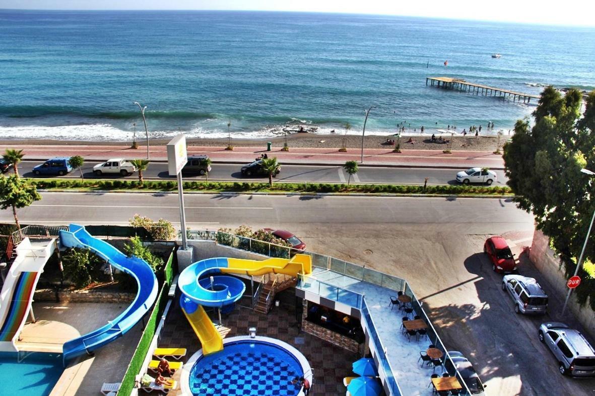 Tosmur Vella Beach Hotel מראה חיצוני תמונה